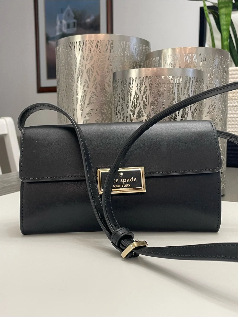 Kate Spade New York Black Leather Crossbody Wallet Clutch Gold Hardware